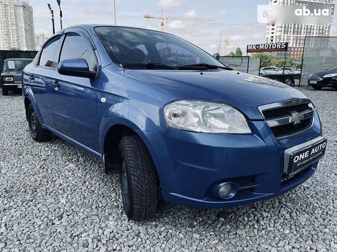 Chevrolet Aveo 2010 - фото 3