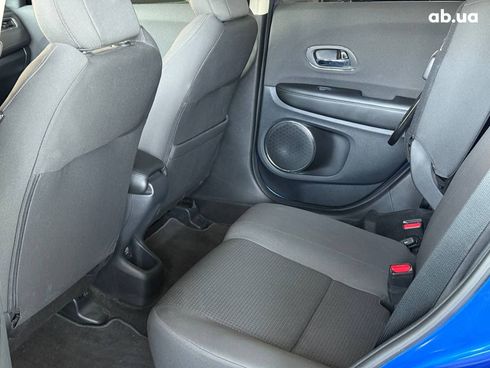 Honda HR-V 2021 синий - фото 17