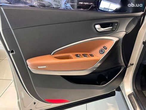 Hyundai Santa Fe 2016 - фото 11