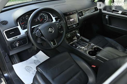 Volkswagen Touareg 2010 - фото 28