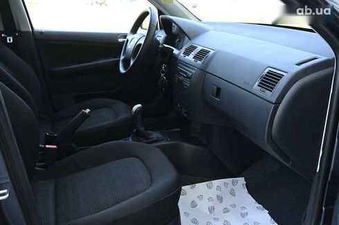 Skoda Fabia 2005 - фото 25