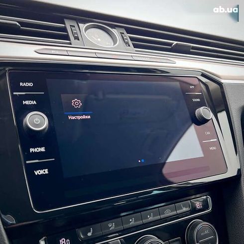 Volkswagen passat alltrack 2017 - фото 29