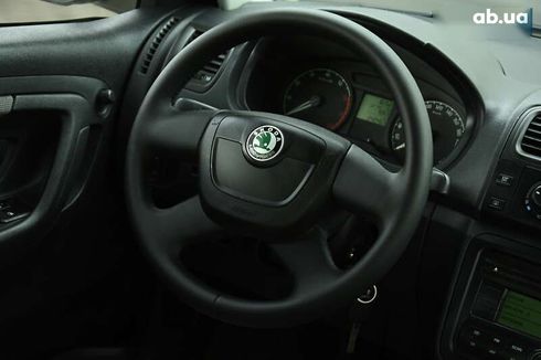 Skoda Fabia 2009 - фото 28