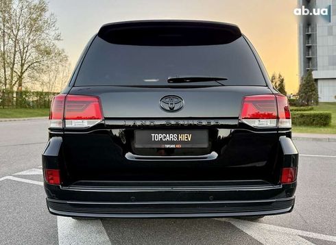 Toyota Land Cruiser 2020 - фото 12