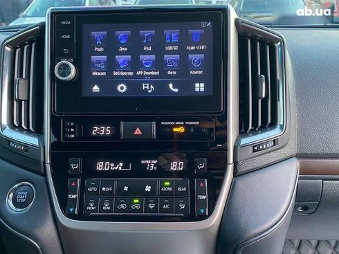 Toyota Land Cruiser 2020 - фото 18