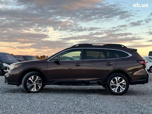 Subaru Outback 2020 коричневый - фото 3