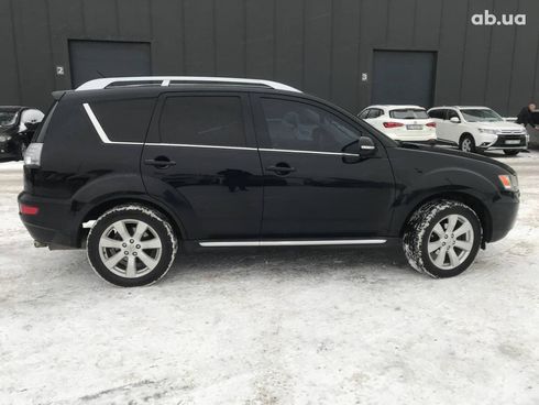 Mitsubishi Outlander 2010 черный - фото 4