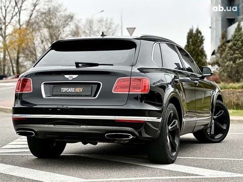 Bentley Bentayga 2018 - фото 17