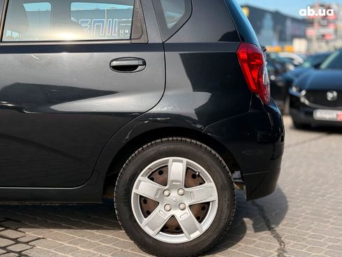 Chevrolet Aveo 2009 черный - фото 6