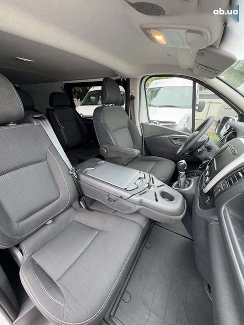 Renault Trafic 2020 - фото 25