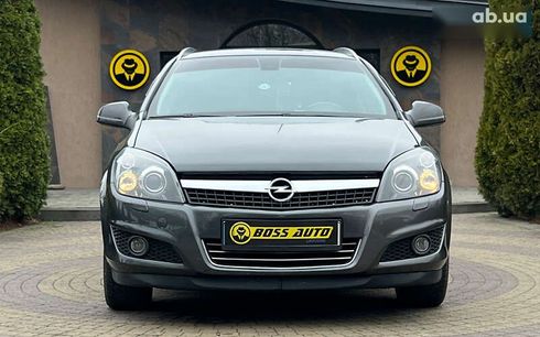 Opel Astra 2010 - фото 2