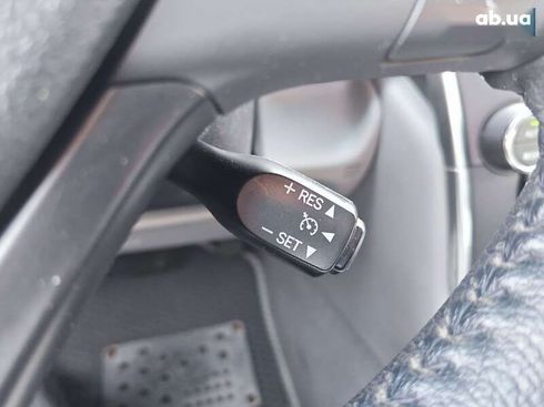 Toyota Camry 2015 - фото 28