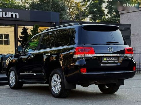 Toyota Land Cruiser 2020 - фото 21