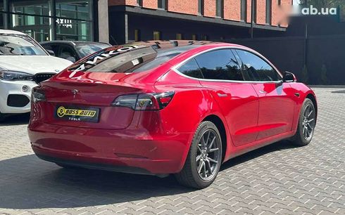 Tesla Model 3 2019 - фото 6