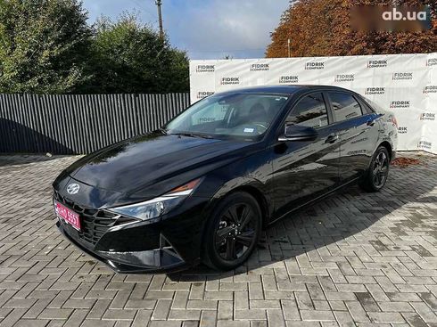 Hyundai Elantra 2022 - фото 3