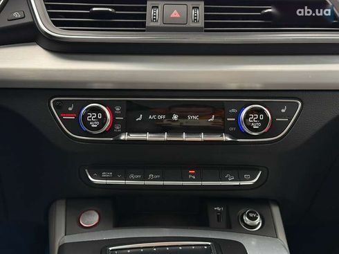 Audi SQ5 2019 - фото 30
