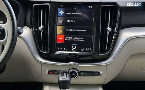 Volvo XC60 2018 - фото 15
