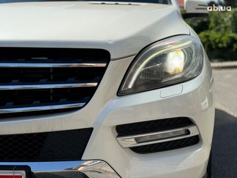Mercedes-Benz M-Класс 2013 белый - фото 14