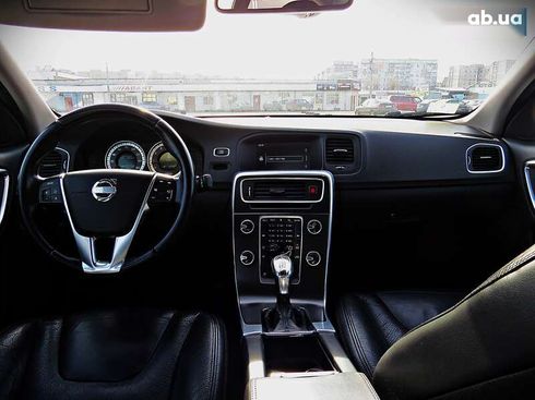 Volvo S60 2013 - фото 15