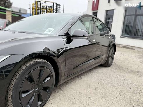 Tesla Model 3 2024 - фото 12