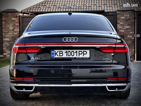 Audi A8 2021 черный - фото 2