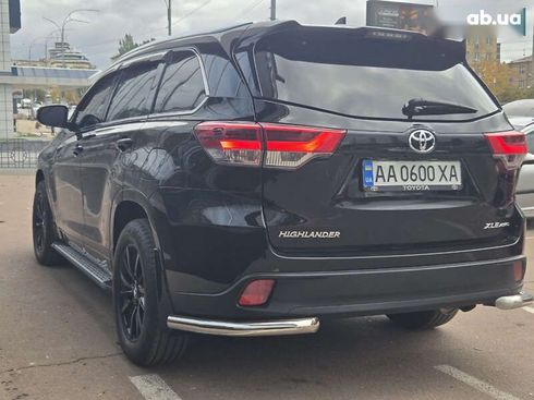 Toyota Highlander 2017 - фото 5