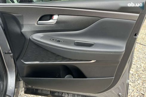 Hyundai Santa Fe 2019 - фото 25