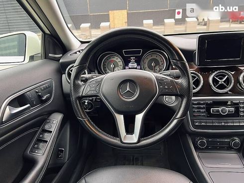 Mercedes-Benz GLA 250 2015 - фото 10