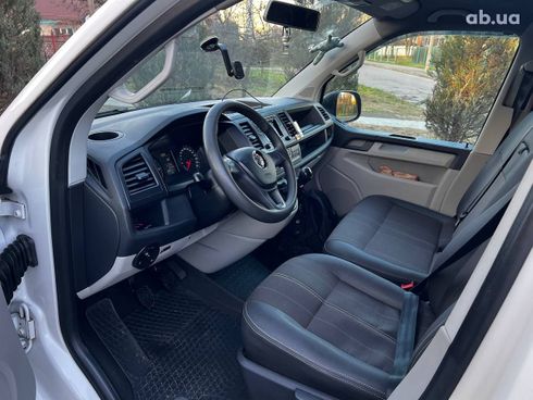 Volkswagen Transporter 2017 белый - фото 12