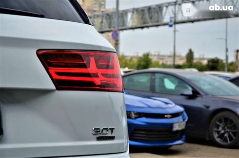 Audi Q7 2017 - фото 13