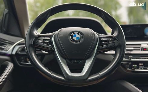 BMW 5 серия 2017 - фото 23