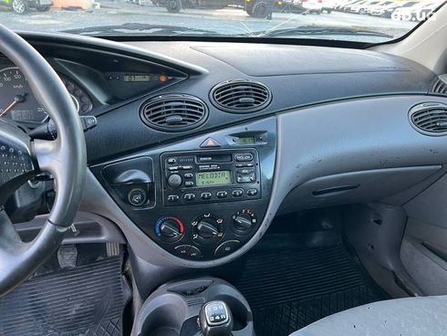 Ford Focus 2001 серый - фото 48