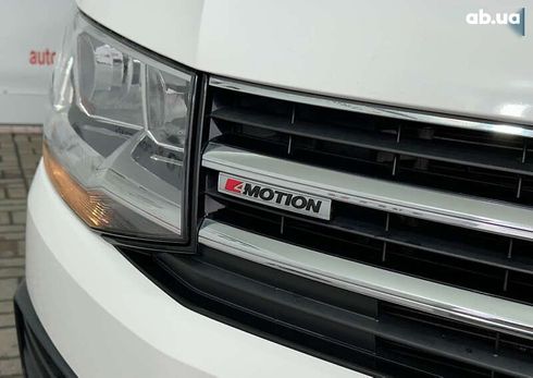 Volkswagen Caravelle 2019 - фото 25