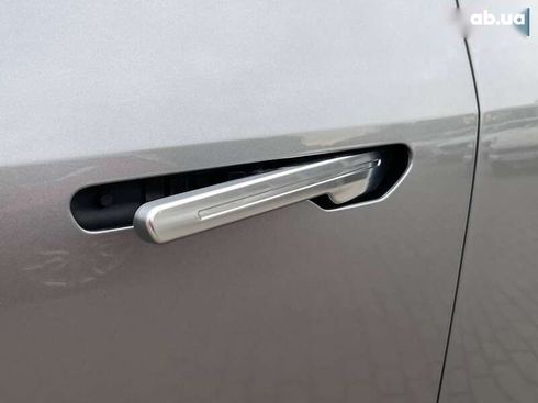 Cadillac Lyriq 2023 - фото 22