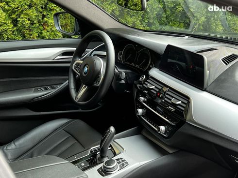 BMW 5 серия 2020 черный - фото 17