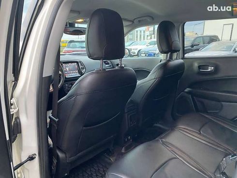 Jeep Compass 2018 - фото 24
