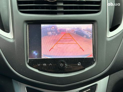 Chevrolet Trax 2016 серый - фото 27