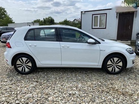 Volkswagen e-Golf 2020 - фото 10