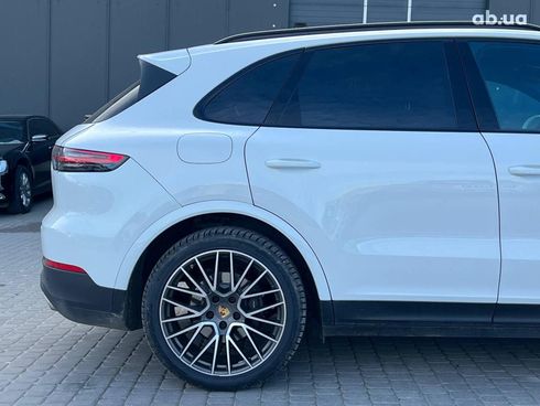 Porsche Cayenne 2021 белый - фото 10