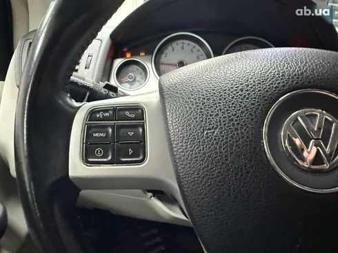 Volkswagen Routan 2013 - фото 21