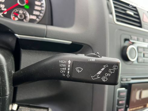 Volkswagen Touran 2012 серый - фото 23