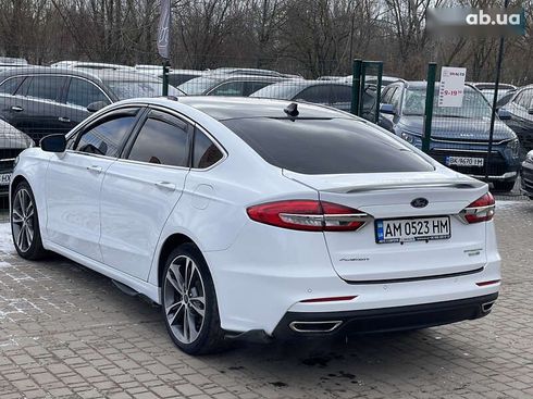 Ford Fusion 2019 - фото 22