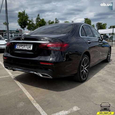Mercedes-Benz E-Класс 2023 - фото 3