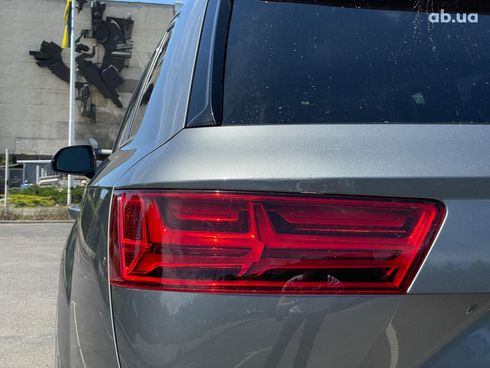 Audi Q7 2016 серый - фото 13
