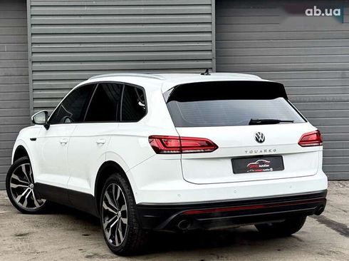 Volkswagen Touareg 2020 - фото 9