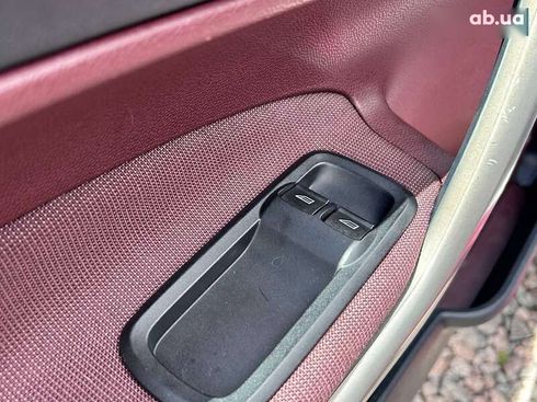 Ford Fiesta 2011 - фото 22