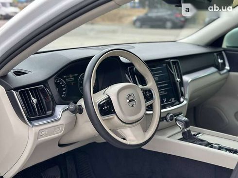 Volvo S60 2019 - фото 19