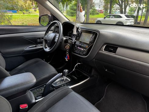 Mitsubishi Outlander 2017 синий - фото 25
