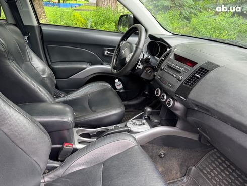 Mitsubishi Outlander XL 2008 черный - фото 19