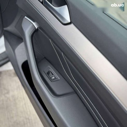 Volkswagen passat alltrack 2021 - фото 23
